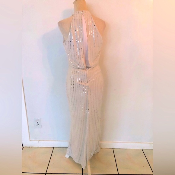 Alexa B. Nites-Silver Sparkly Racerback, Lined Cocktail Dress, Size 06 - Picture 3 of 14